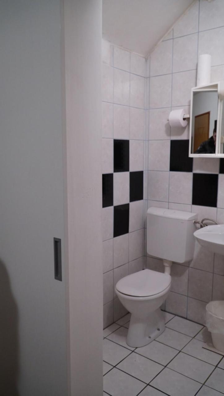 Apartments Nera ザグレブ エクステリア 写真